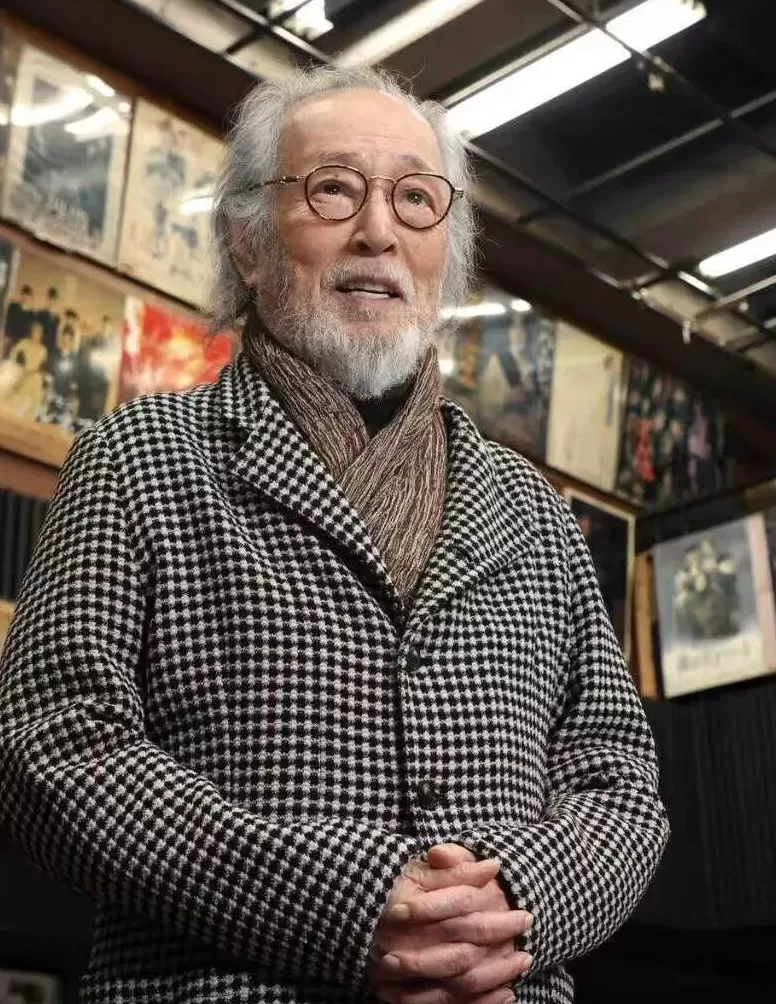 日本国宝级演员仲代达矢去世，外交部：表示哀悼-第1张图片-