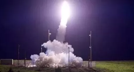 美俄互亮核威慑：核军控失衡下全球安全再临界-第1张图片-