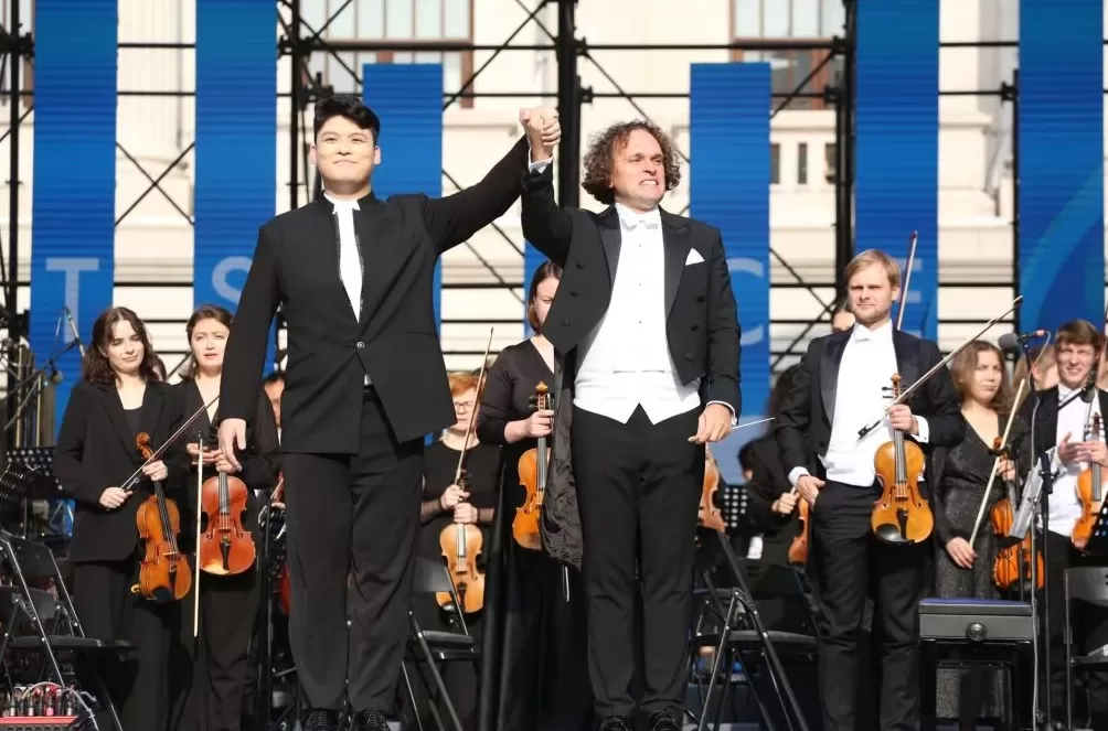 没有穹顶的剧院，一份精心设计的城市漫游路线-第1张图片-