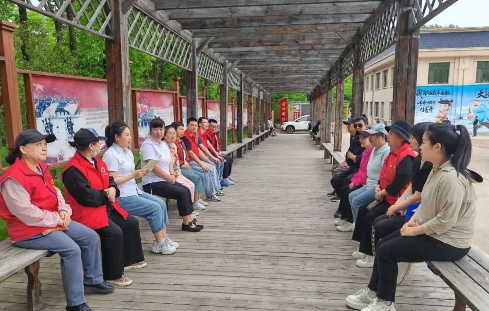 鹤岗的基层治理实践：构建“干部—社区—居民”三元共生机制-第1张图片-