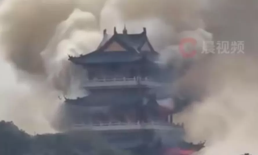 苏州永庆寺突发火灾！为“南朝四百八十寺”之一，当地通报：系仿古建筑发生火情-第3张图片-