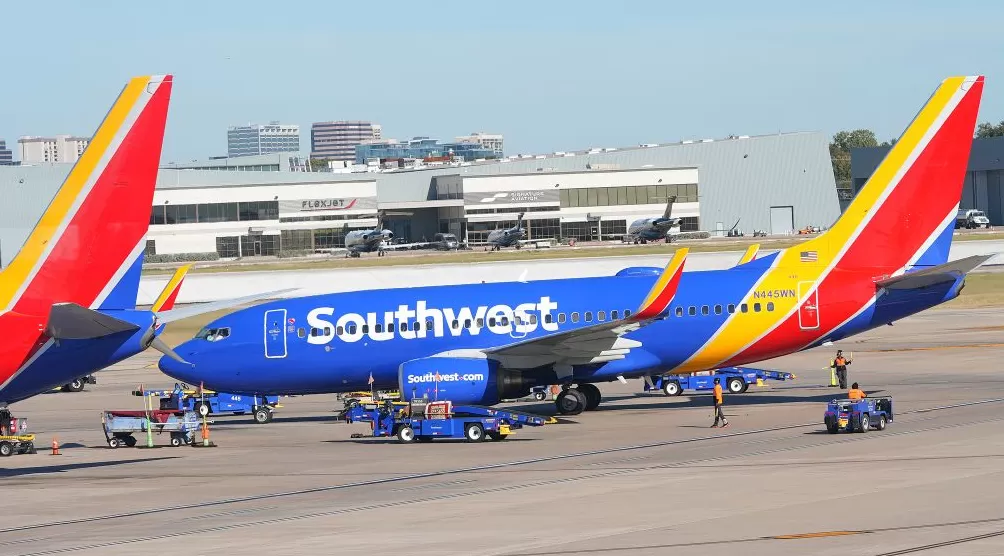 第1现场|全美约6%航班被取消,政府“停摆”重创航空运营-第2张图片- 第1现场|全美约6%航班被取消,政府“停摆”重创航空运营-第2张图片-