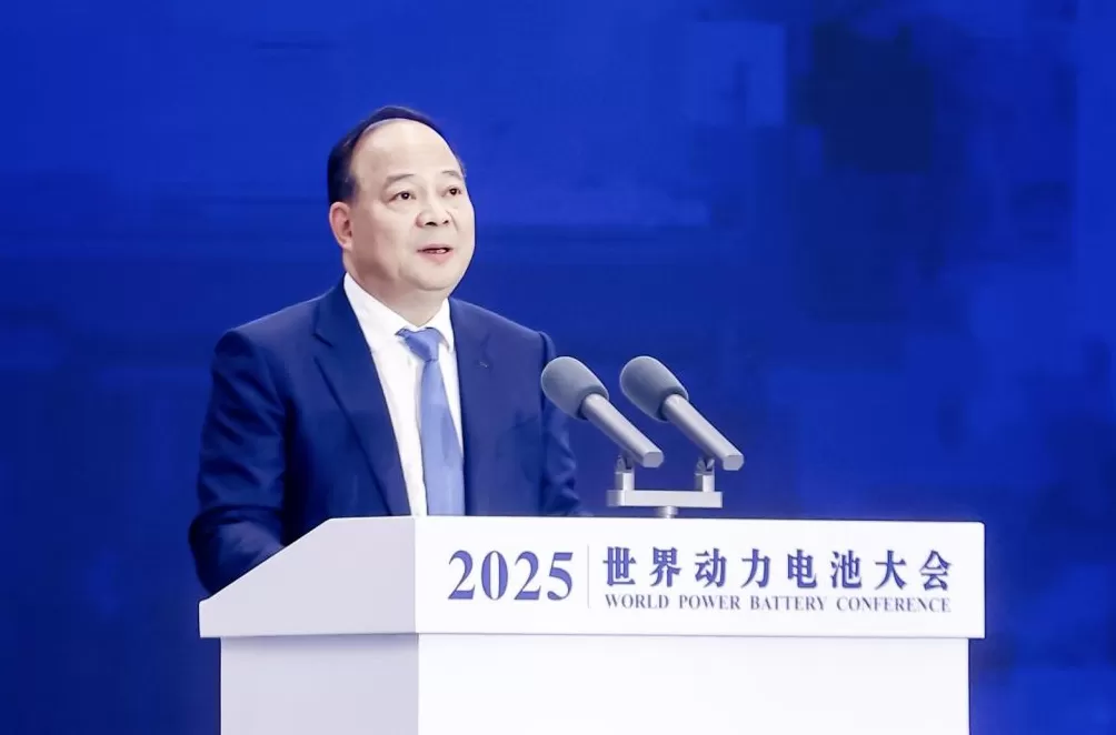 曾毓群：新能源产业站在新的十字路口，锂电企业可从四个维度探索增长空间-第1张图片-