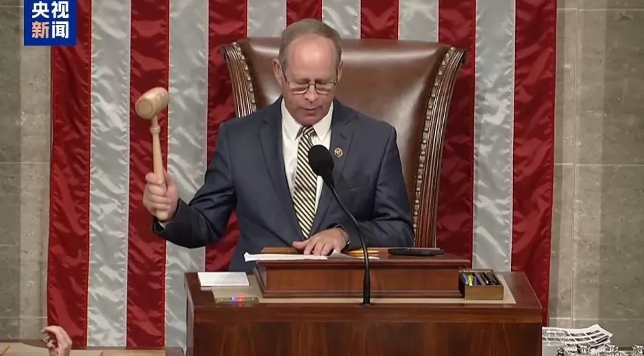 特朗普签署临时拨款法案美政府结束“停摆”-第2张图片-