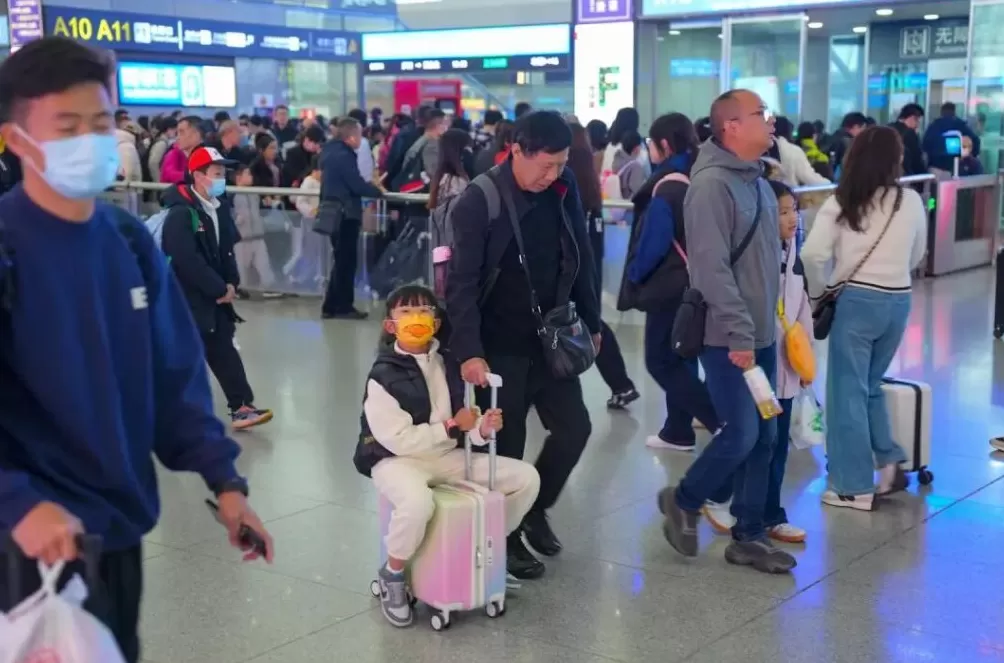 城事｜秋假首日，各地小朋友都在做什么？-第9张图片-