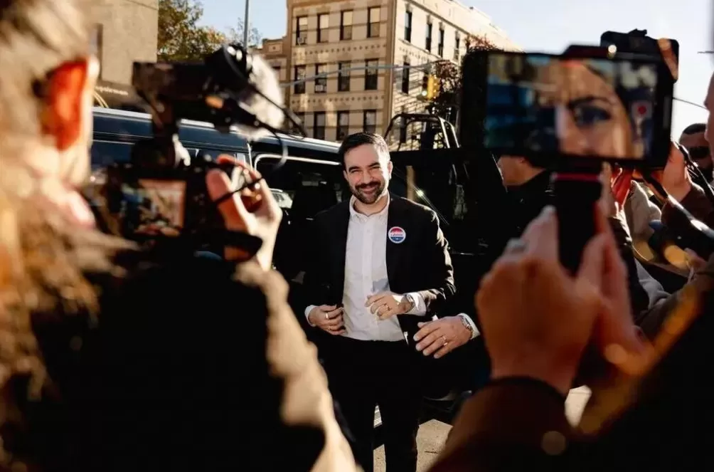 特朗普输完国外输国内,共和党惨败鼓舞民主党,美国后面还有大乱-第4张图片- 特朗普输完国外输国内,共和党惨败鼓舞民主党,美国后面还有大乱-第4张图片-