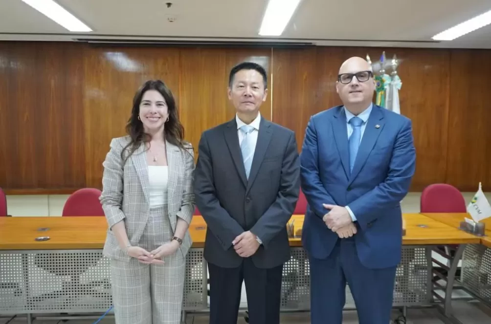 吴清访问法国、巴西金融监管部门并与国际机构投资者代表座谈-第2张图片-