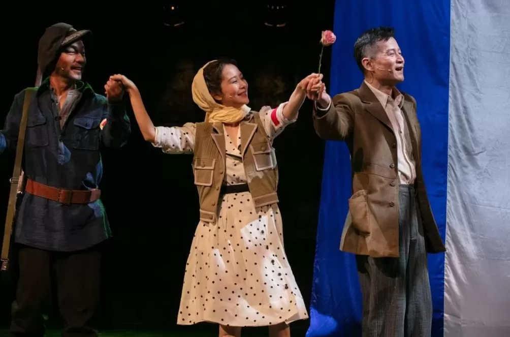 萨特《死无葬身之地》亮相上海国际艺术节,海清、邢佳栋主演-第4张图片- 萨特《死无葬身之地》亮相上海国际艺术节,海清、邢佳栋主演-第4张图片-