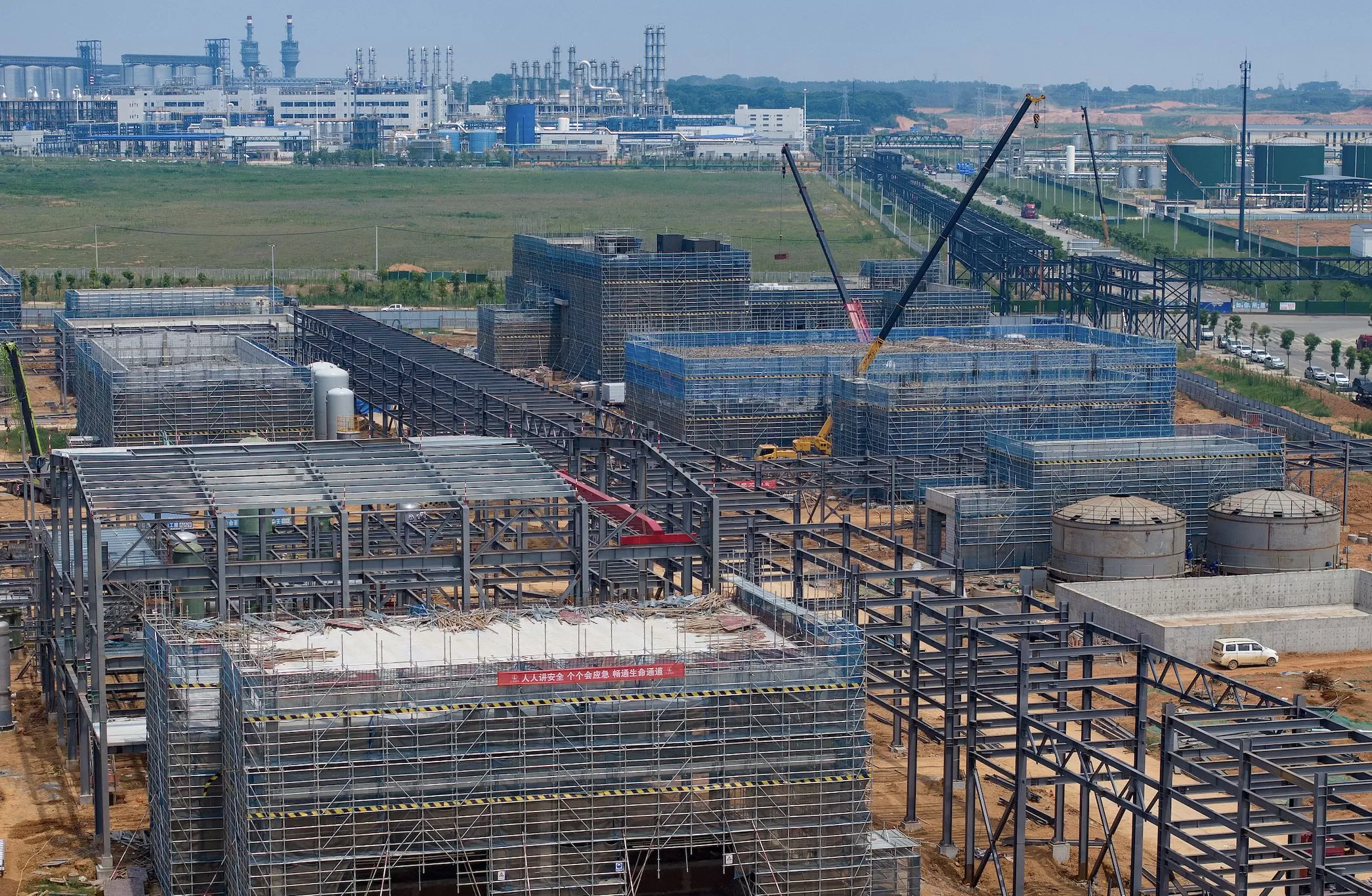 前10月固定资产投资降幅扩大,政策支持下投资端有望迎来修复-第1张图片- 前10月固定资产投资降幅扩大,政策支持下投资端有望迎来修复-第1张图片-