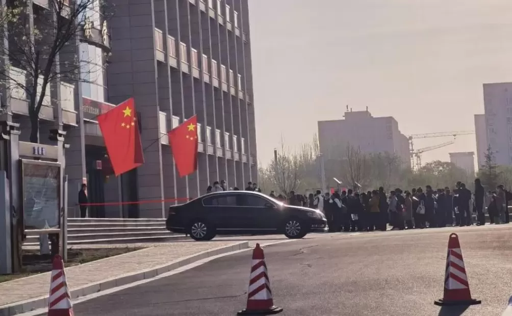 80后，等来考公“复活赛”-第5张图片-