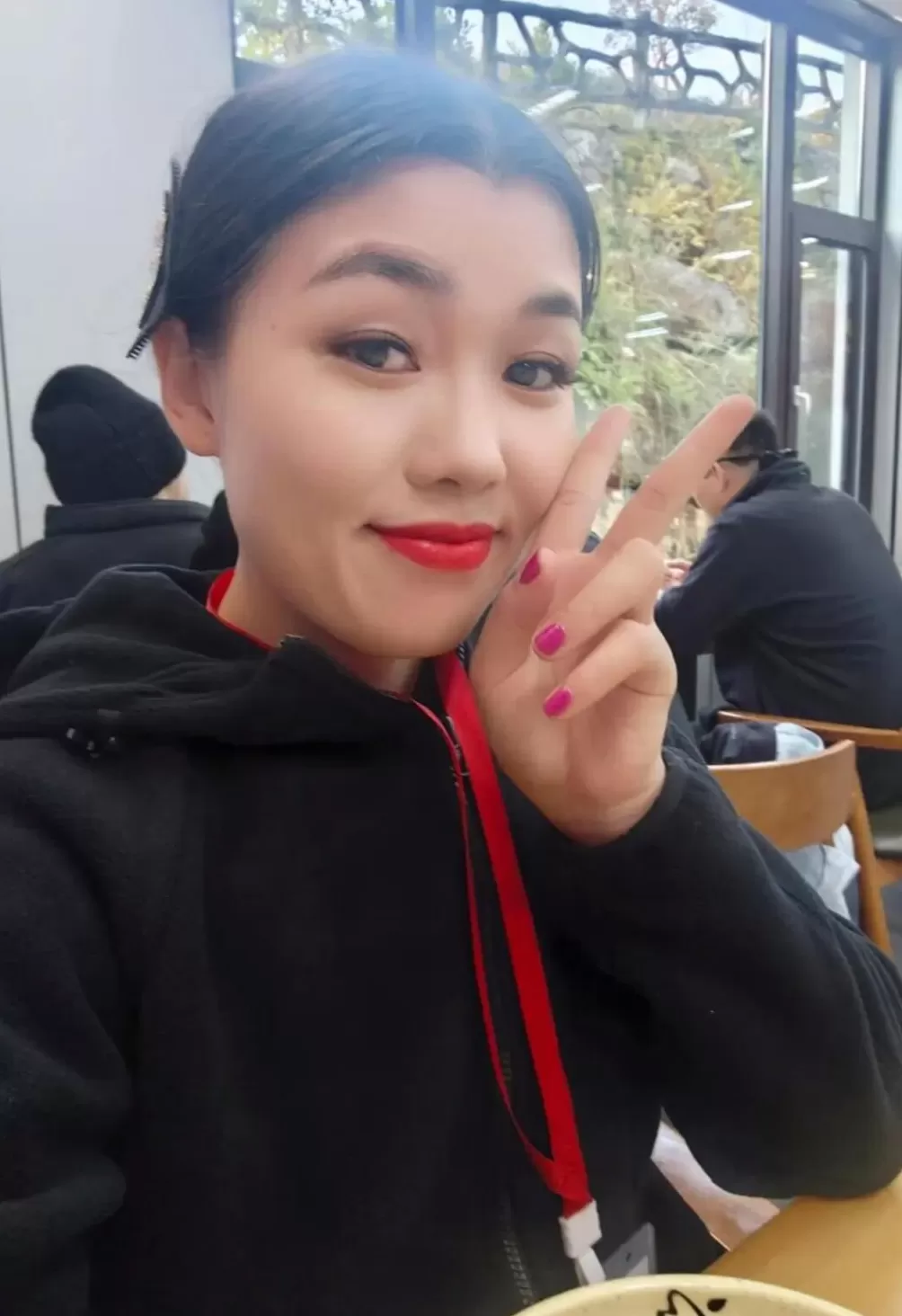 七星山荒野求生唯一女选手“冷美人”退赛：被紧急送医后诊断为营养不良，体检未通过-第2张图片-