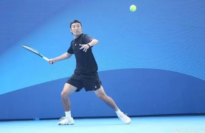 中国网球选手李文夫、张瑾、陆鹏宇遭禁赛罚款处罚-第1张图片-