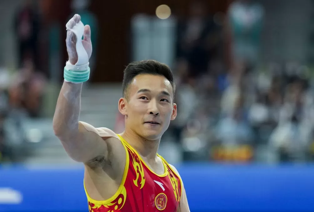 肖若腾夺得全运会体操男子个人全能冠军,张博恒失误获银-第2张图片- 肖若腾夺得全运会体操男子个人全能冠军,张博恒失误获银-第2张图片-