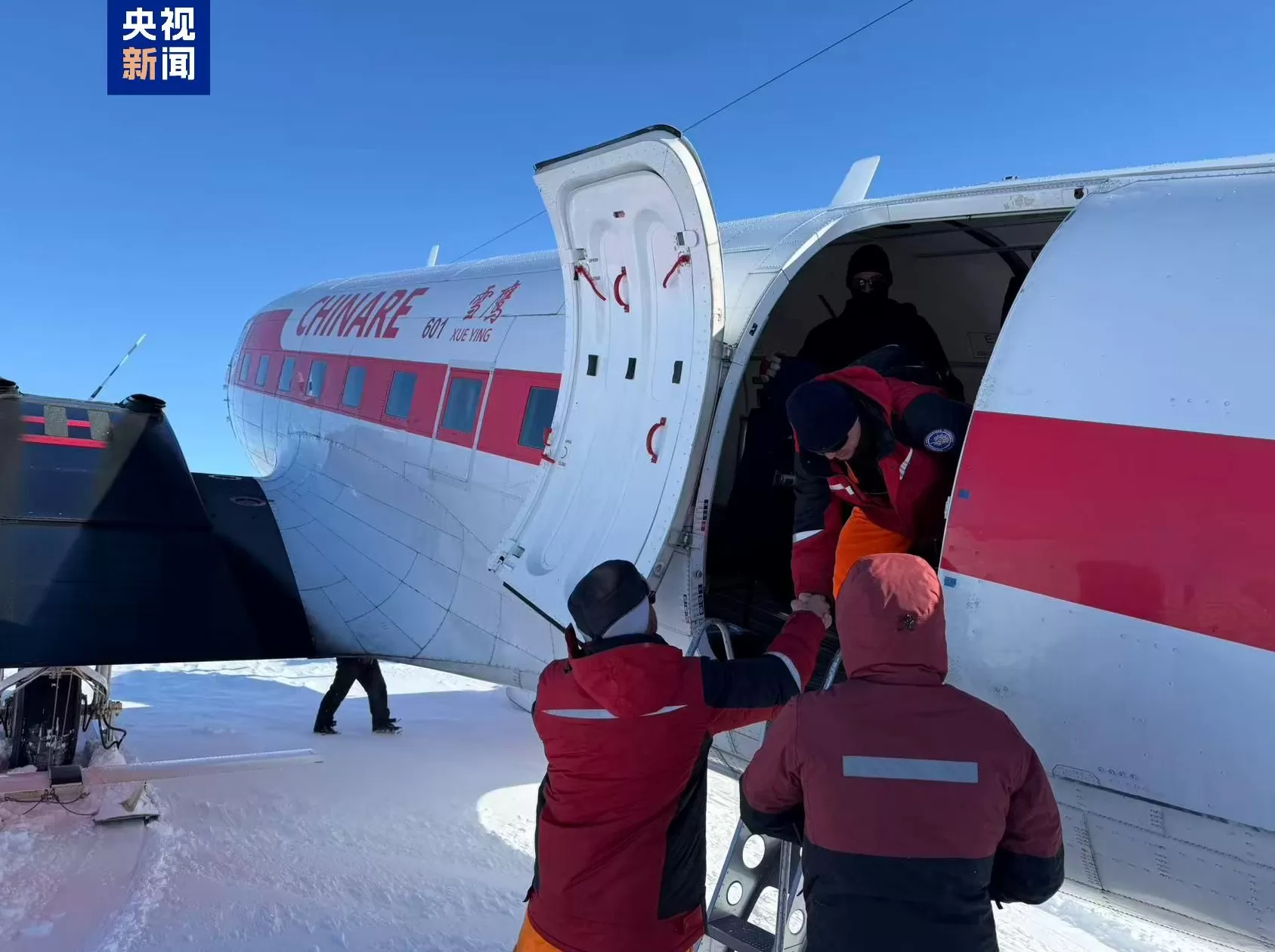 中国南极考察队成功救援1名俄南极考察站病员-第1张图片-