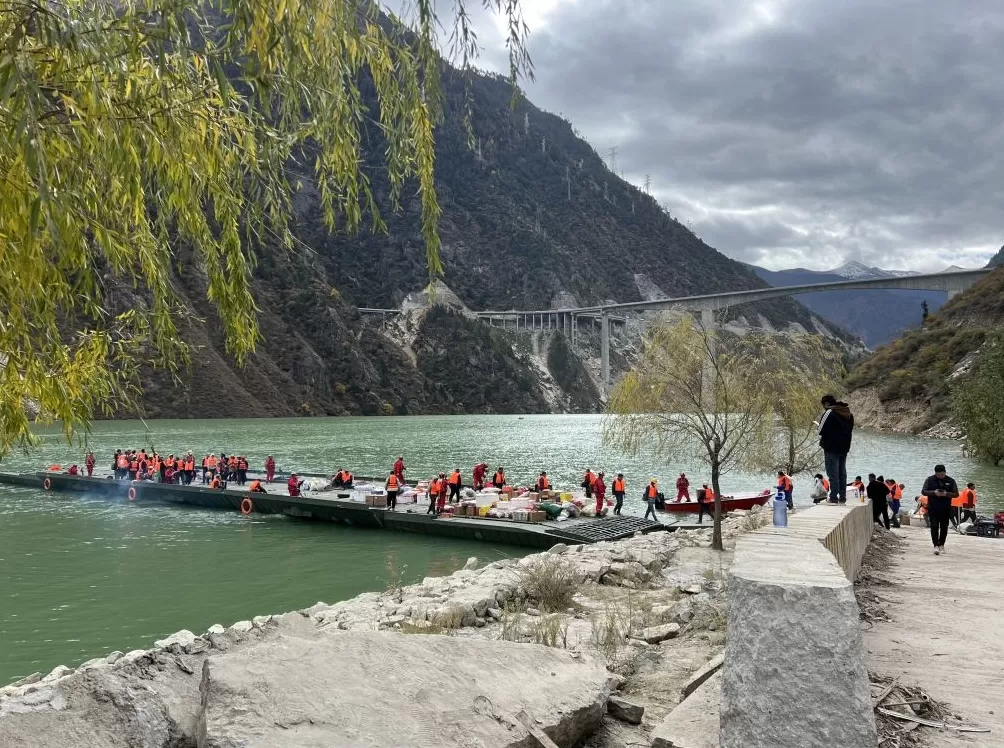 复盘四川双江口垮桥:货车司机发现裂缝后上报,官方快速管制免于伤亡-第3张图片- 复盘四川双江口垮桥:货车司机发现裂缝后上报,官方快速管制免于伤亡-第3张图片-
