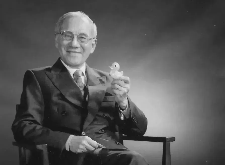 102岁玩具业先驱林亮逝世,曾把变形金刚玩具引进中国-第1张图片- 102岁玩具业先驱林亮逝世,曾把变形金刚玩具引进中国-第1张图片-