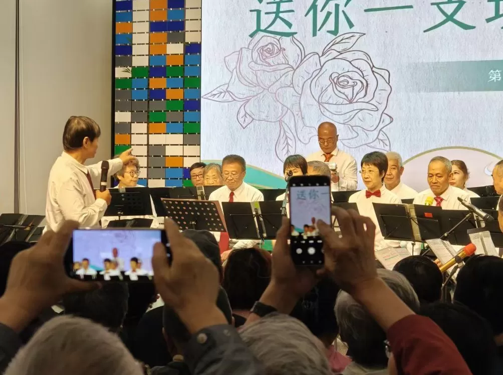 十三个区开展群文活动,沪疆文化交流周谱写民族团结新篇章-第4张图片- 十三个区开展群文活动,沪疆文化交流周谱写民族团结新篇章-第4张图片-