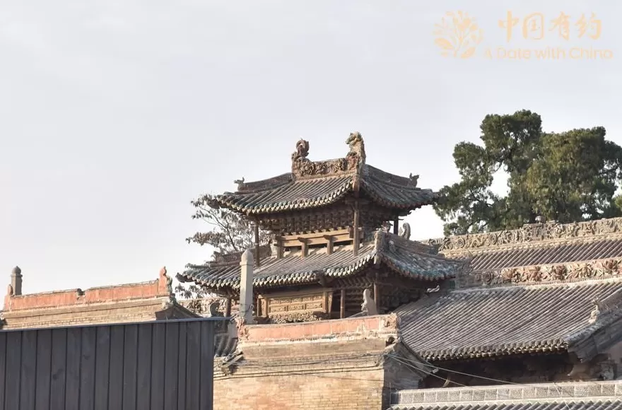 中国有约|国际友人走进“活着的明清小城”感受汾城古建筑群的历史魅力-第7张图片- 中国有约|国际友人走进“活着的明清小城”感受汾城古建筑群的历史魅力-第7张图片-