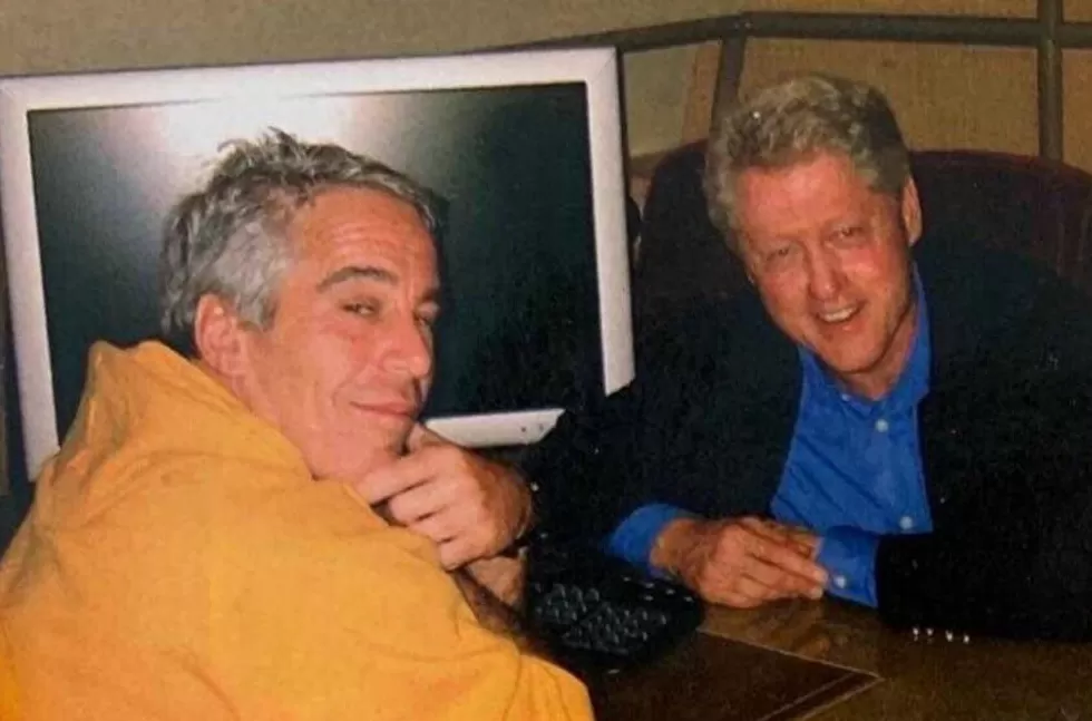 特朗普:给我查查克林顿-第2张图片- 特朗普:给我查查克林顿-第2张图片-