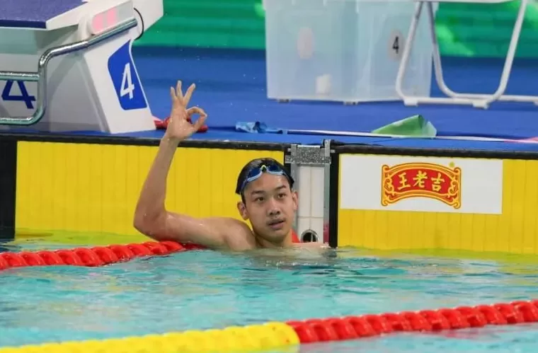 十五运会丨张展硕勇夺三金:挑战自我,游向巅峰-第1张图片- 十五运会丨张展硕勇夺三金:挑战自我,游向巅峰-第1张图片-