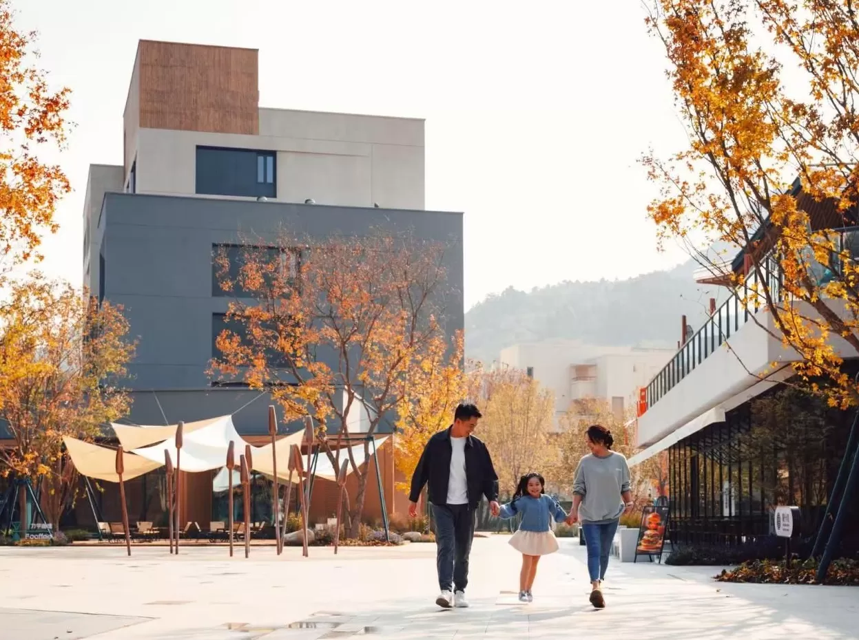 这座燕山小镇,何以成为北京人喜爱的“第二居所”?-第2张图片- 这座燕山小镇,何以成为北京人喜爱的“第二居所”?-第2张图片-