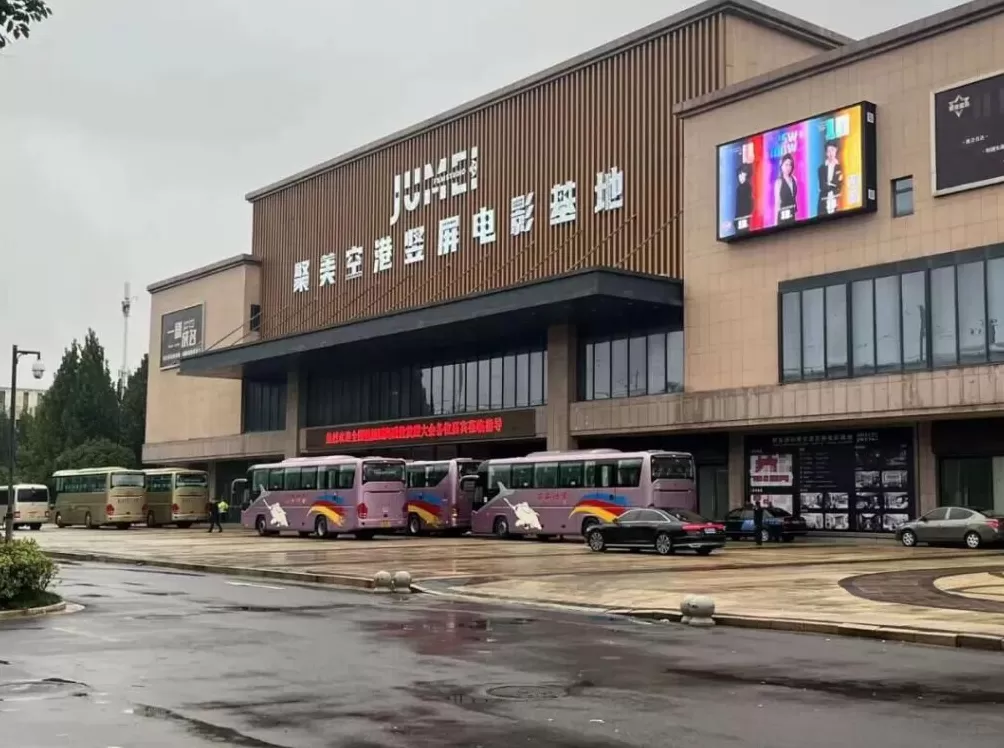 这些霸总富婆,救活郑州烂尾楼-第11张图片- 这些霸总富婆,救活郑州烂尾楼-第11张图片-