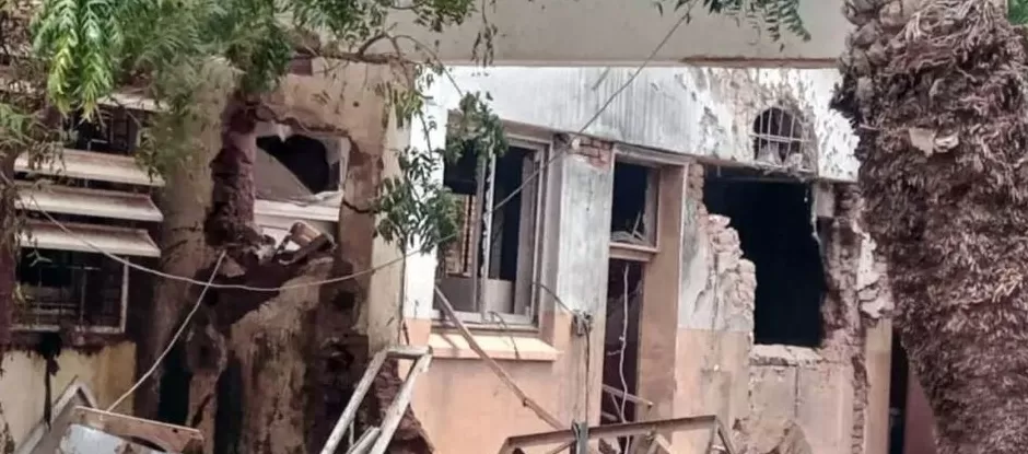 这里已被屠城，血迹太空可见-第11张图片-