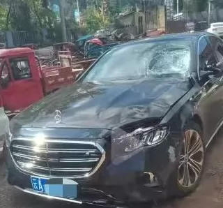 云南百万粉丝网红小英的丈夫被刑拘:酒后肇事逃逸致人重伤-第2张图片- 云南百万粉丝网红小英的丈夫被刑拘:酒后肇事逃逸致人重伤-第2张图片-