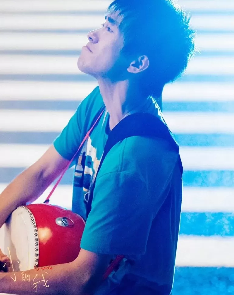 易烊千玺获金鸡奖最佳男主角奖-第1张图片- 易烊千玺获金鸡奖最佳男主角奖-第1张图片-