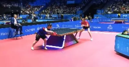 争议!何卓佳赛点被罚张超惹质疑,陈梦朱雨玲被传高科技“作弊”-第2张图片- 争议!何卓佳赛点被罚张超惹质疑,陈梦朱雨玲被传高科技“作弊”-第2张图片-