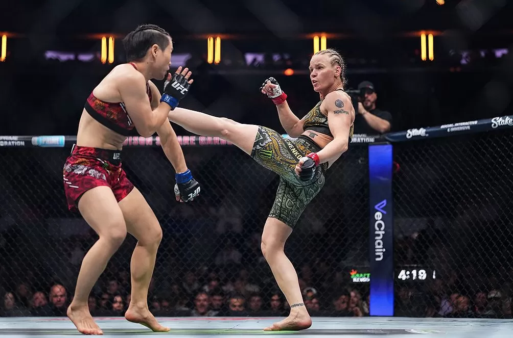 张伟丽挑战蝇量级冠军舍甫琴科失败,但她的未来依然不可限量-第6张图片- 张伟丽挑战蝇量级冠军舍甫琴科失败,但她的未来依然不可限量-第6张图片-