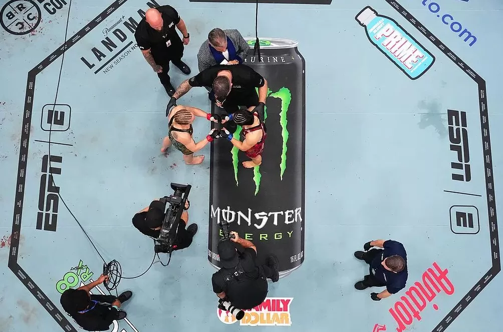 张伟丽挑战蝇量级冠军舍甫琴科失败,但她的未来依然不可限量-第8张图片- 张伟丽挑战蝇量级冠军舍甫琴科失败,但她的未来依然不可限量-第8张图片-