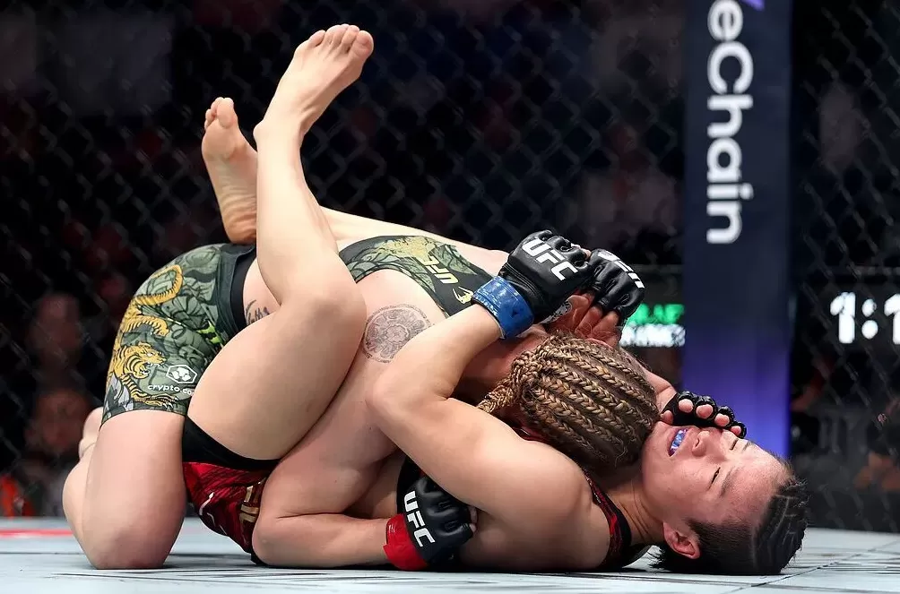 张伟丽挑战蝇量级冠军舍甫琴科失败,但她的未来依然不可限量-第9张图片- 张伟丽挑战蝇量级冠军舍甫琴科失败,但她的未来依然不可限量-第9张图片-