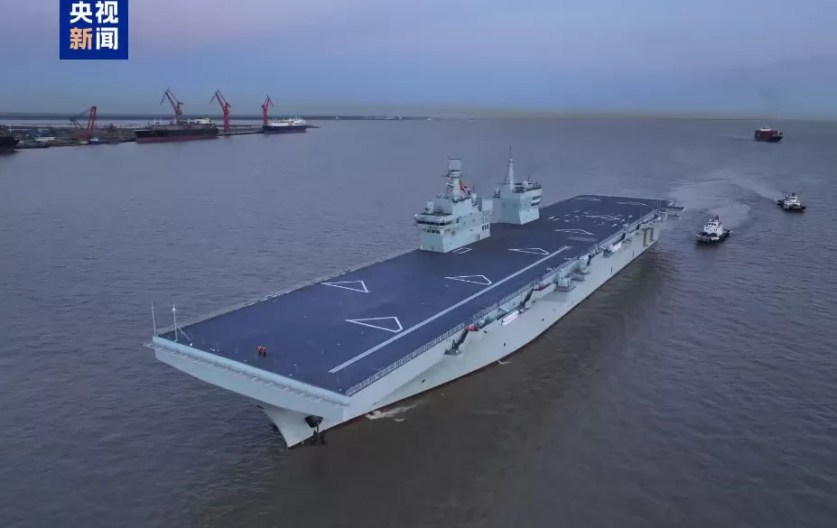 海军四川舰顺利完成首次航行试验-第1张图片- 海军四川舰顺利完成首次航行试验-第1张图片-