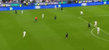 体坛联播|葡萄牙屠杀弱旅晋级,哈兰德双响送意大利去附加赛-第11张图片- 体坛联播|葡萄牙屠杀弱旅晋级,哈兰德双响送意大利去附加赛-第11张图片-