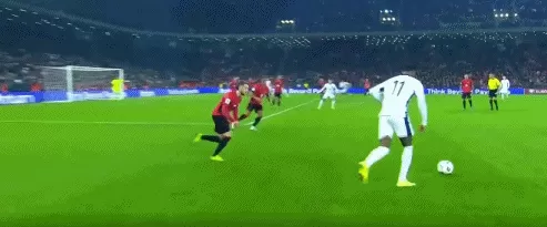 体坛联播|葡萄牙屠杀弱旅晋级,哈兰德双响送意大利去附加赛-第20张图片- 体坛联播|葡萄牙屠杀弱旅晋级,哈兰德双响送意大利去附加赛-第20张图片-