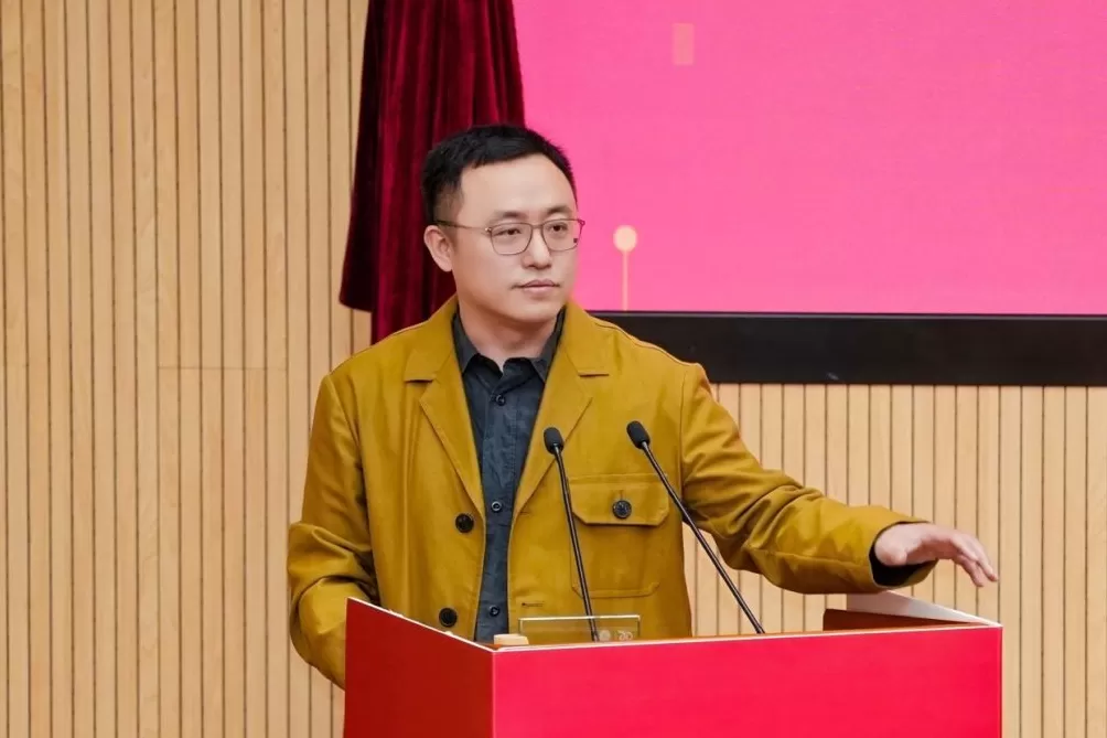 中英再聚解码“江河开源”:《奔流》第二季上海论坛将启幕-第5张图片- 中英再聚解码“江河开源”:《奔流》第二季上海论坛将启幕-第5张图片-