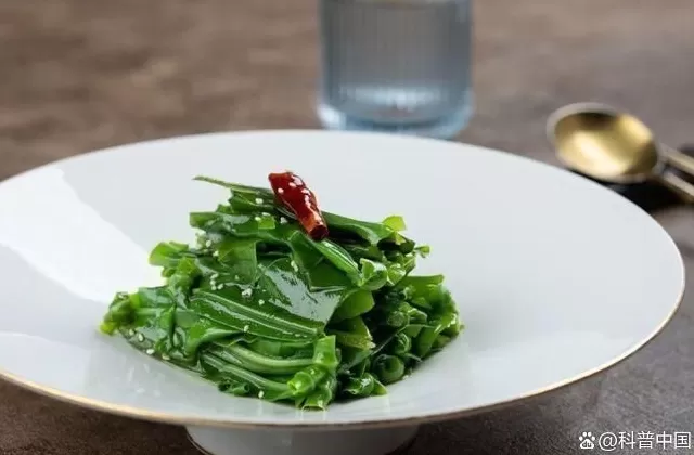 超市50块钱一斤的网红菜,竟是云南人的“绿化带”-第7张图片- 超市50块钱一斤的网红菜,竟是云南人的“绿化带”-第7张图片-