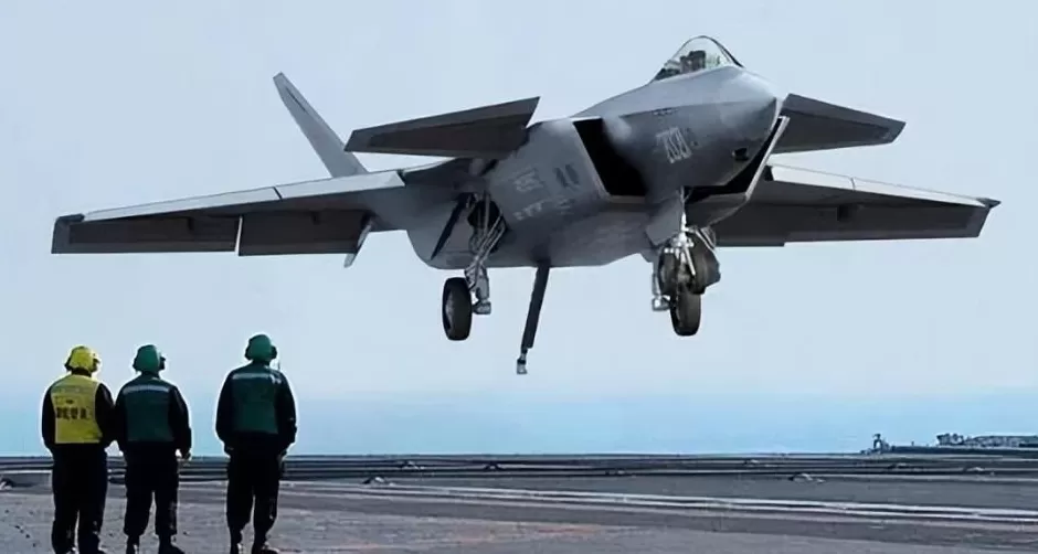 四川舰完成首次海试!谁说它只能对标美国闪电航母?-第3张图片- 四川舰完成首次海试!谁说它只能对标美国闪电航母?-第3张图片-