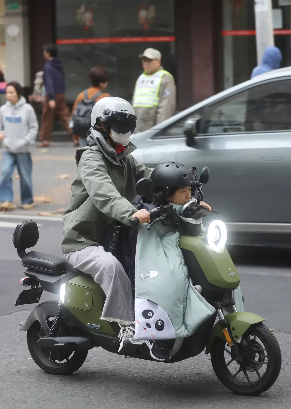 城事|多地气温大跳水,谁是寒风中的保暖王者?-第5张图片- 城事|多地气温大跳水,谁是寒风中的保暖王者?-第5张图片-