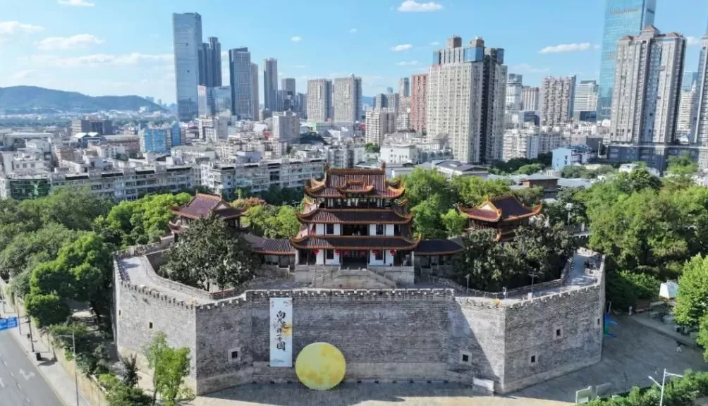 新房卖不动，老破小却被抢破头-第15张图片-