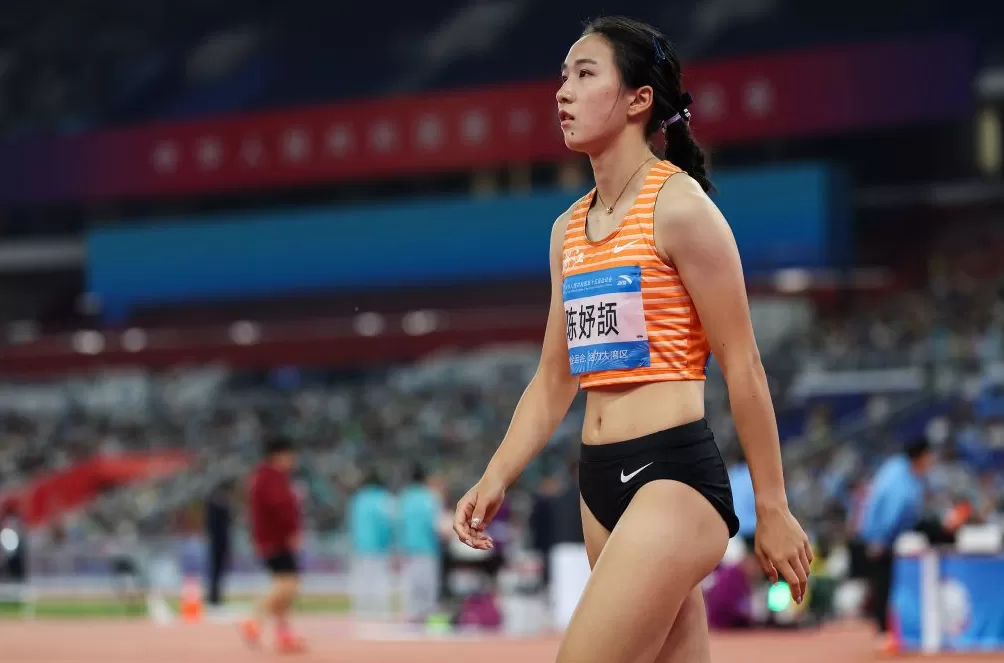 16岁“小孩姐”陈妤颉成就全运会历史最年轻女子百米冠军-第2张图片- 16岁“小孩姐”陈妤颉成就全运会历史最年轻女子百米冠军-第2张图片-