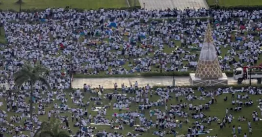 菲律宾首都爆发大规模反腐示威活动-第1张图片- 菲律宾首都爆发大规模反腐示威活动-第1张图片-