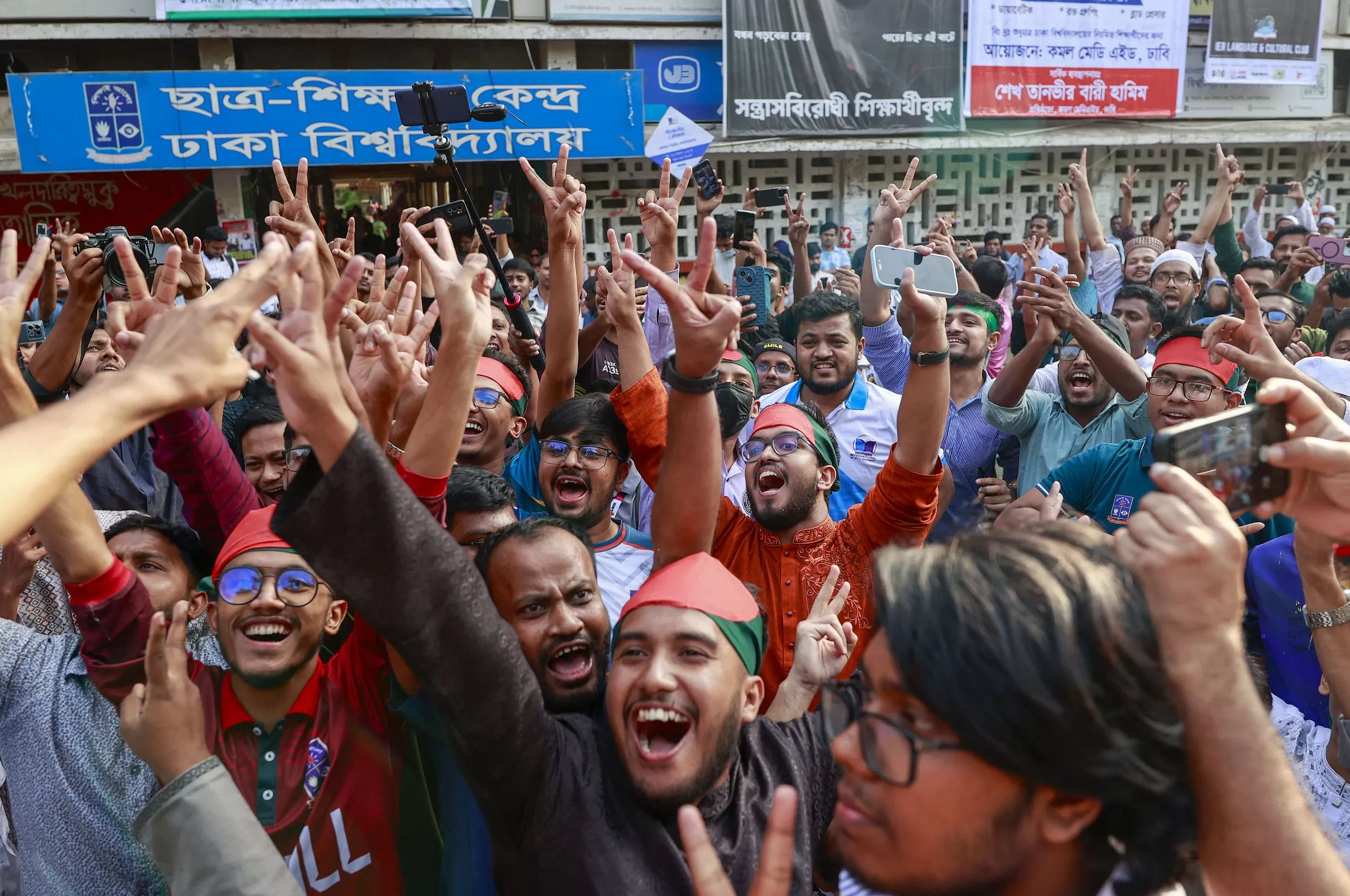 在全国抗议期间犯下罪行，孟加拉国前总理哈西娜被判死刑-第1张图片-