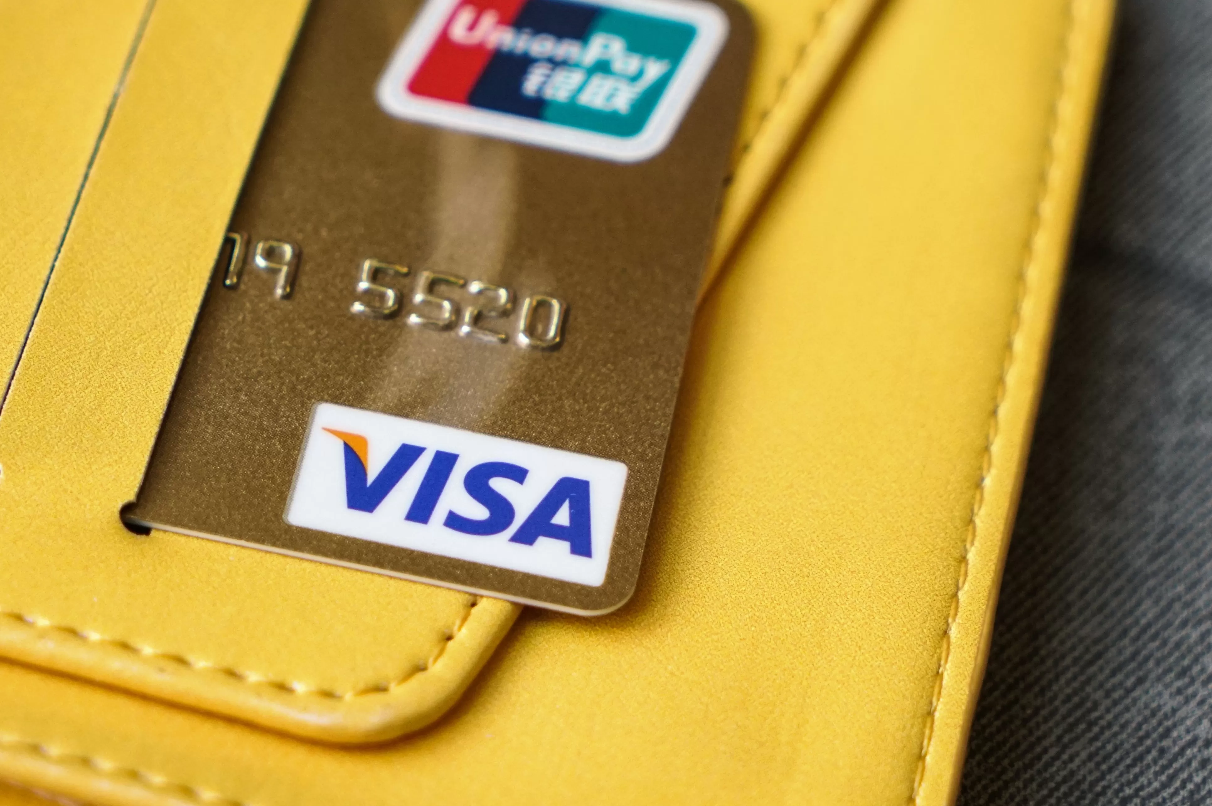 今年涉信用卡不良资产包转让公告已超180条:大额资产包频现,民生银行拟转让超51亿-第1张图片- 今年涉信用卡不良资产包转让公告已超180条:大额资产包频现,民生银行拟转让超51亿-第1张图片-