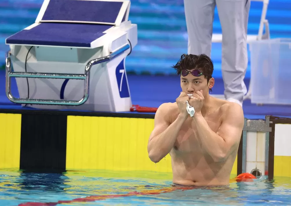 镜头内外| “过山车” 式夺冠与泳池老兵的坚守-第1张图片- 镜头内外| “过山车” 式夺冠与泳池老兵的坚守-第1张图片-