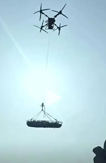 “70后”网红博主遗体被无人机运下山！出事两天前还在更新视频-第1张图片-