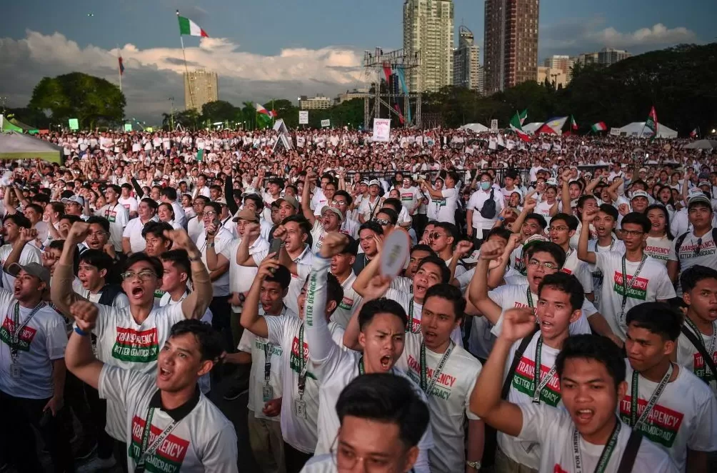 第1现场|防洪工程成“幽灵工程”!菲律宾爆发超大规模抗议-第2张图片- 第1现场|防洪工程成“幽灵工程”!菲律宾爆发超大规模抗议-第2张图片-