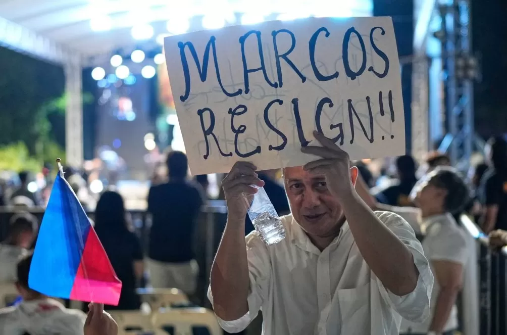 第1现场|防洪工程成“幽灵工程”!菲律宾爆发超大规模抗议-第4张图片- 第1现场|防洪工程成“幽灵工程”!菲律宾爆发超大规模抗议-第4张图片-