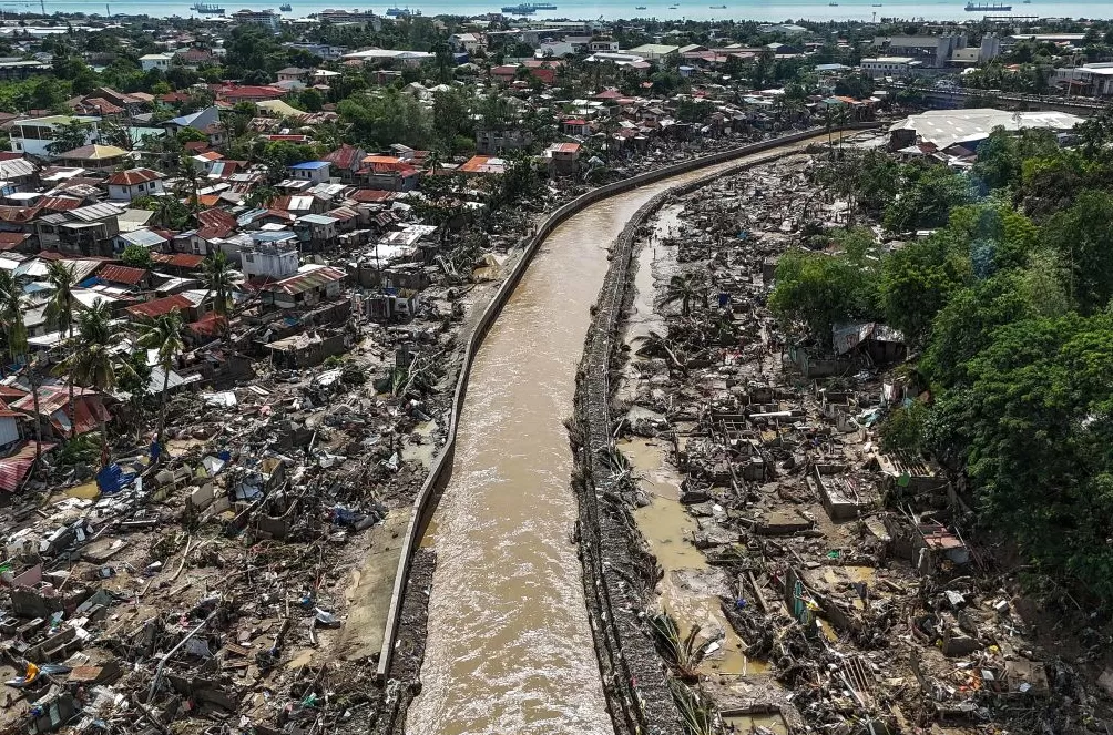第1现场|防洪工程成“幽灵工程”!菲律宾爆发超大规模抗议-第10张图片- 第1现场|防洪工程成“幽灵工程”!菲律宾爆发超大规模抗议-第10张图片-